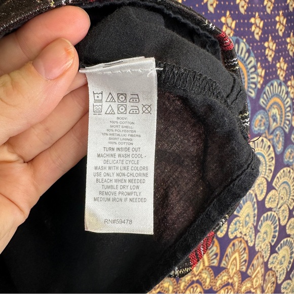 ⭐️5/15$⭐️ red plaid sweater/blouse - Picture 7 of 9